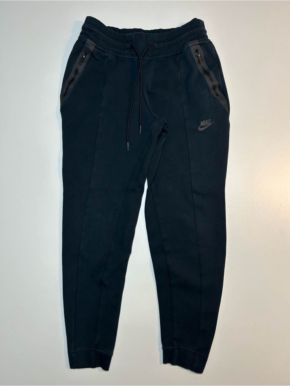 Nike Sportswear Men Tech Fleece Black Joggers Tapered Sweatpants Zipper Pocket